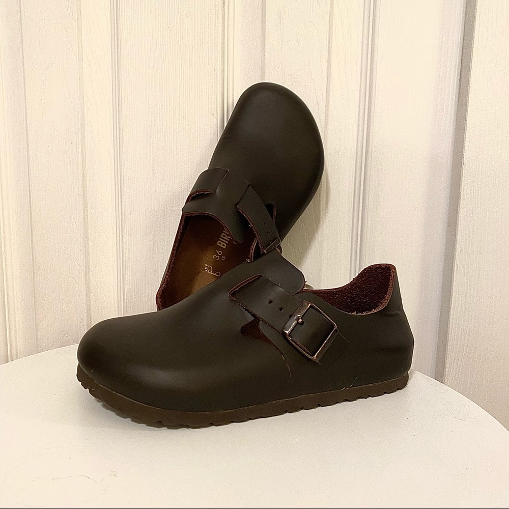 NWOT London Birkenstock’s